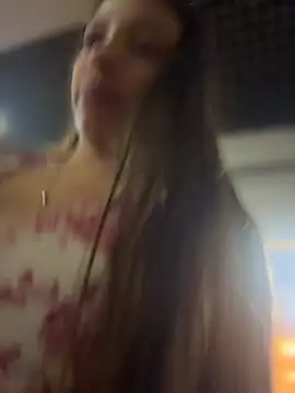 XXX chat uživo modela Hall_16