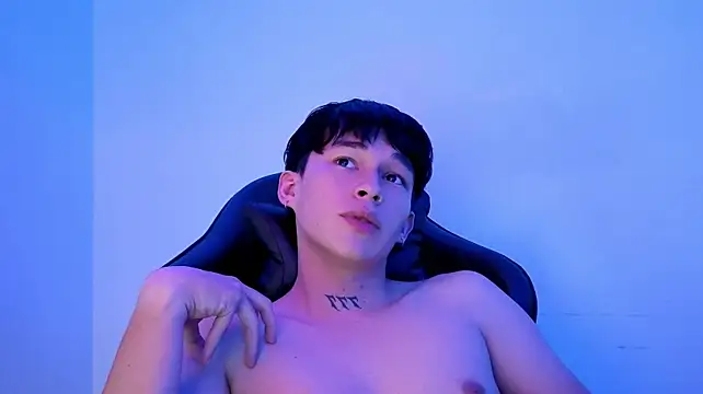 ares_777_ élő XXX-chatje