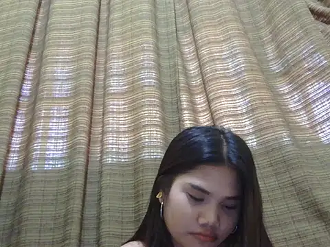 Youngchix4u Live XXX Chat