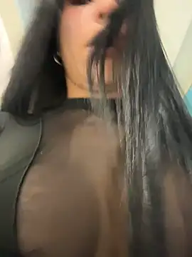 Naatalia élő XXX-chatje