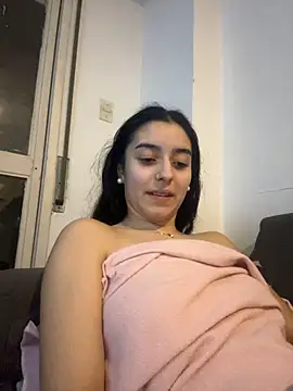 Belle_Lea Adlı Modelin Canlı XXX Sohbeti