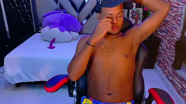 Chat XXX ao vivo de joel_embid