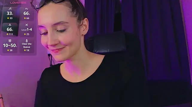 laracroftmansion's Live XXX Chat