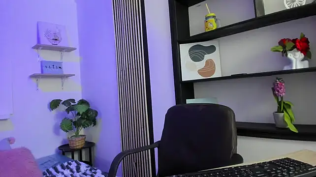 Chat +18 de Nezha03 ao vivo