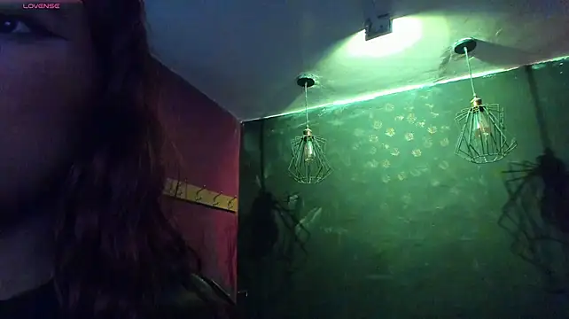 Alexa_Slave: απευθείας συνομιλία ΧΧΧ