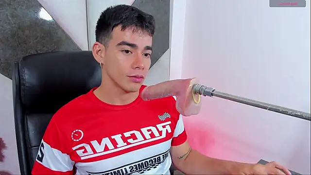 Alejandro_karter18's Live XXX Chat