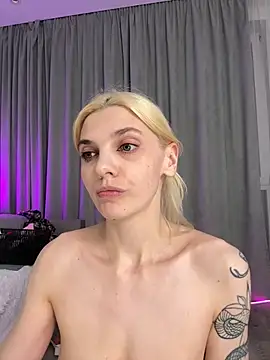 Chat XXX ao vivo de Luv_Doll