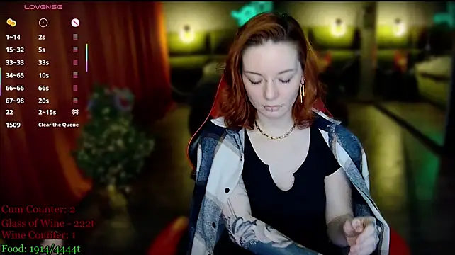 MaxPhoenixx Adlı Modelin Canlı XXX Sohbeti