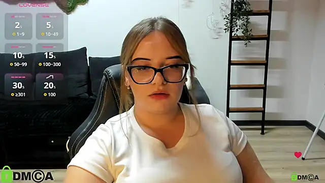 צ'אט XXX בשידור חי של JuliNy_x