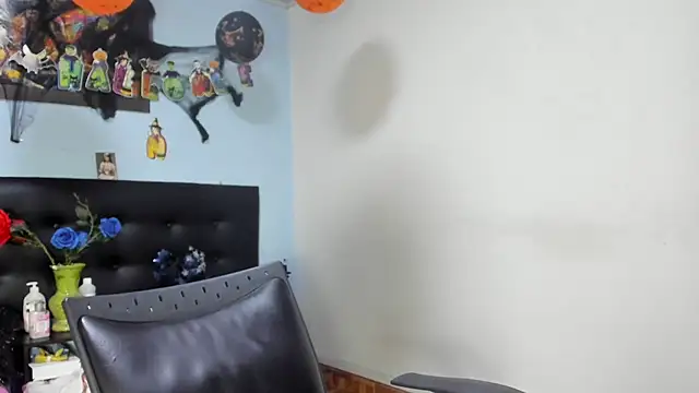 kaylaMinov_'s Live XXX Chat