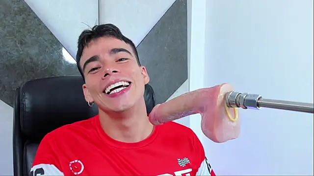 Alejandro_karter18のライブXXXチャット