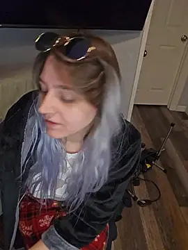 ScarletsWeb live XXX chat