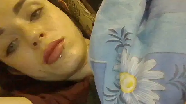 Trinsy_Love's Live XXX Chat
