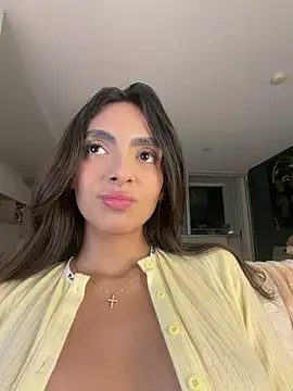 ZaraLuuv Live XXX-Chat