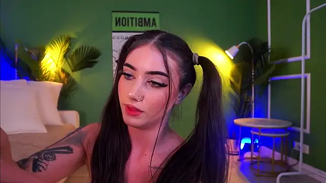 Czat XXX na żywo – LexiSolene
