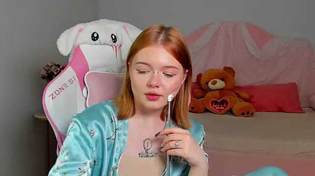 ElinaVale's Live XXX Chat