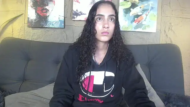 Layla_707 Adlı Modelin Canlı XXX Sohbeti