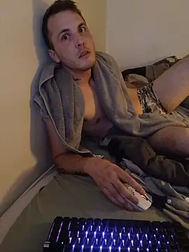 XXX chat uživo modela erikdanil