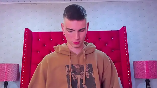 NickWild's Live XXX Chat