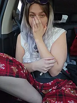 צ'אט XXX בשידור חי של ScarletsWeb