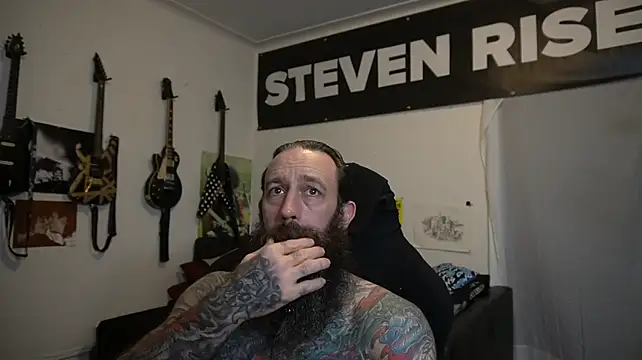 Czat XXX na żywo – StevenRiseNYC