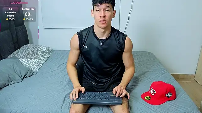 Chatroom XXX en direct de Luke_Muscle