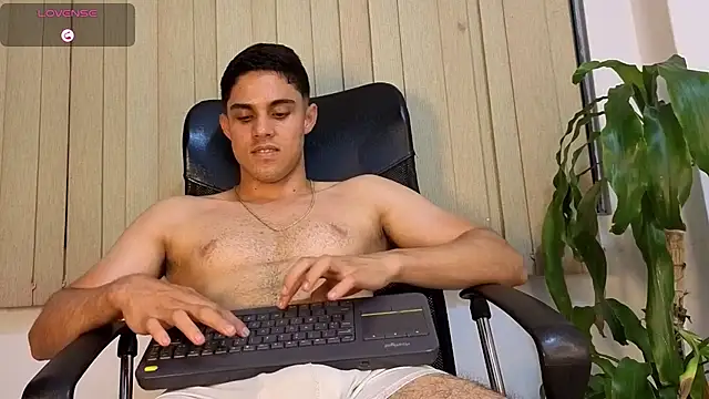 دردشة Jeremy_01 الجنسية المباشرة