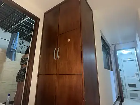Isabel_stone3 Obrolan Langsung XXX
