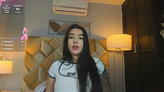 SophieRose_4 লাইভ XXX চ্যাট