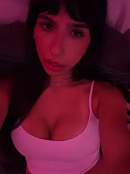 Chatroom XXX en direct de LoveLillyy