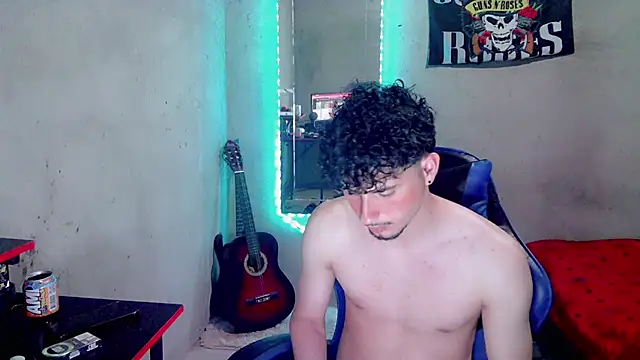 Atom_Hot XXX чат на живо