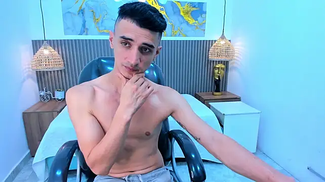 FelipeFriendly Chat XXX live