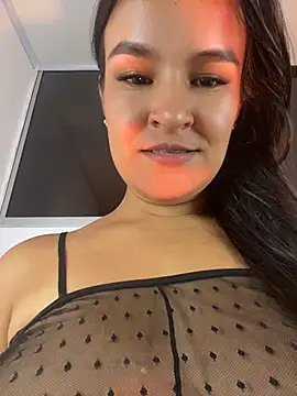 luciemiler Chat XXX in diretta