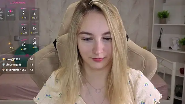 Shy_Polly's Live XXX Chat