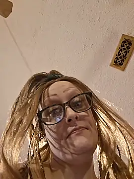 XXX chat uživo modela SplashhQueen420
