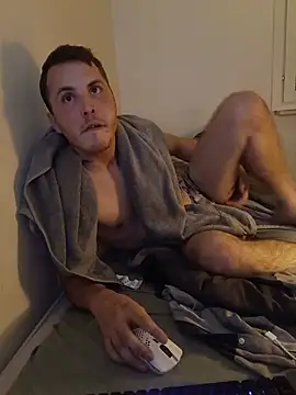 XXX chat uživo modela erikdanil