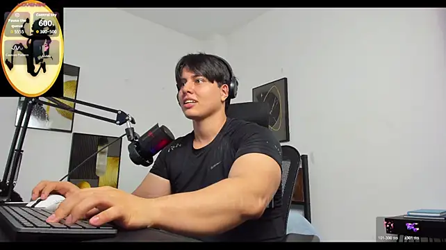 Thom_Ohtani Live XXX-Chat
