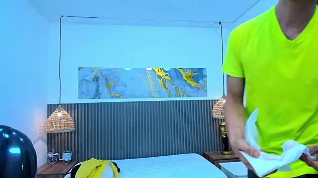 Онлайн чат XXX FelipeFriendly