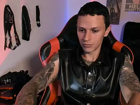 Masterdave7 XXX чат на живо