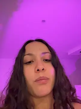 Megan_Rodrigo লাইভ XXX চ্যাট