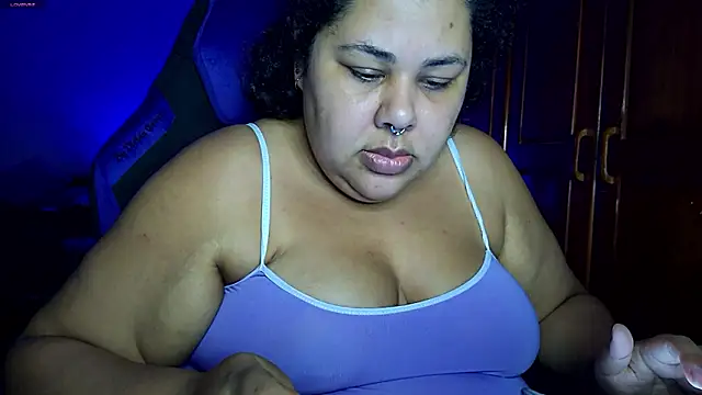 xlatinastar's Live XXX Chat