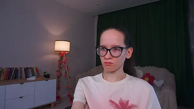 צ'אט XXX בשידור חי של BettyBrowni