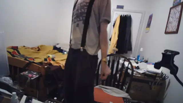 JohnnyMoves Chat XXX live