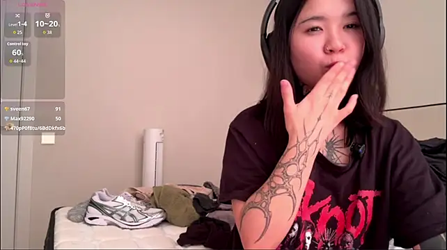 your_ghoul's Live XXX Chat