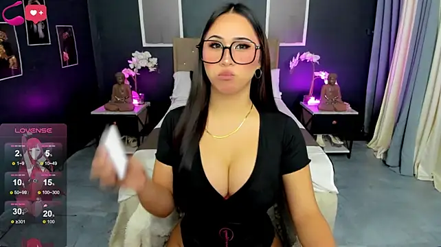 JuicyCummer Live XXX Chat