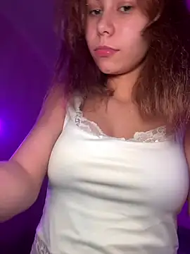 MilkKiss: απευθείας συνομιλία ΧΧΧ