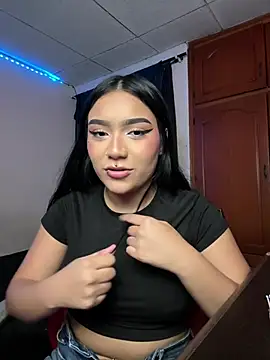Emy_Laurens – Live XXX-chat