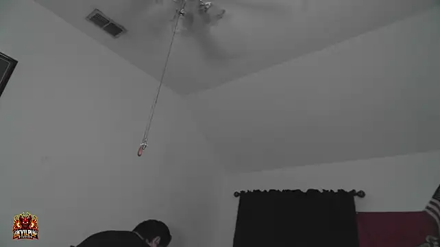 DevilPup75_ 即時 XXX 聊天