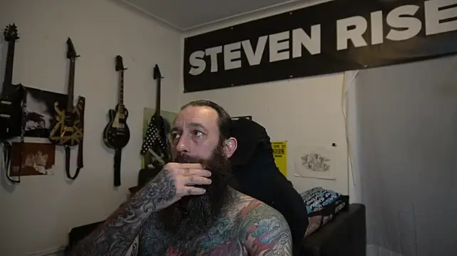 Chatroom XXX en direct de StevenRiseNYC