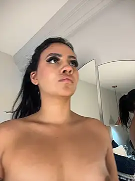 alanna_blaze's Live XXX Chat